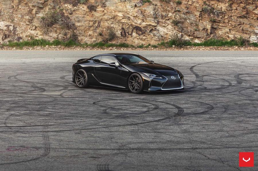  Lexus LC500 Obsidian on Vossen Wheels (HF-3) 2019 года  (фото 15 из 16)
